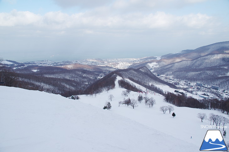 朝里川温泉スキー場 強風にも負けずリフト運行！絶景と急斜面が魅力の穴場ゲレンデ♪